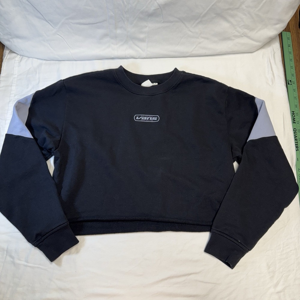 Vans Cropped Crew Neck Women's M With Front And Back Off The Wall Logo Skater
